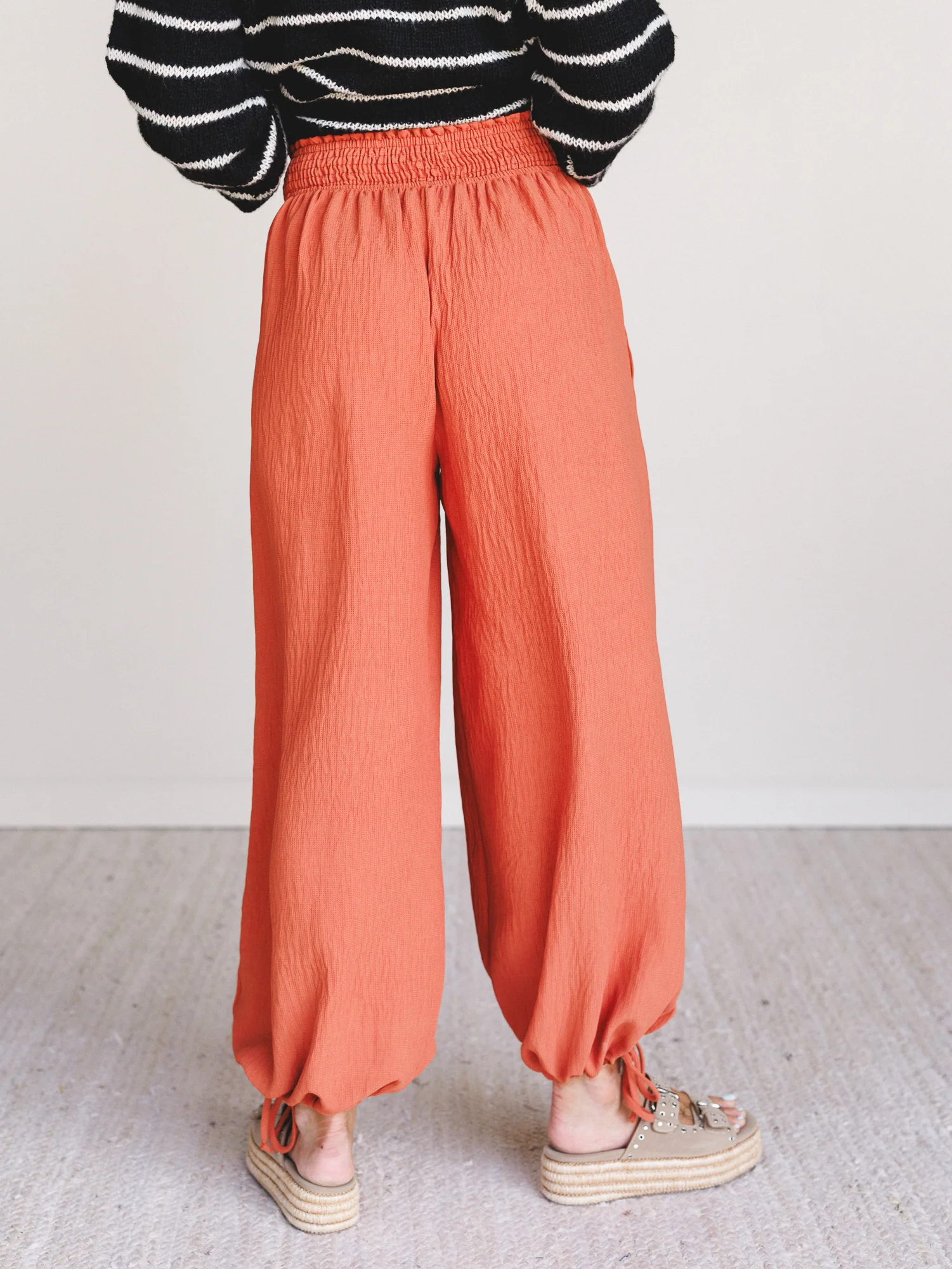 The Nest Oceana Cinched Pants - Pumpkin - Image 5