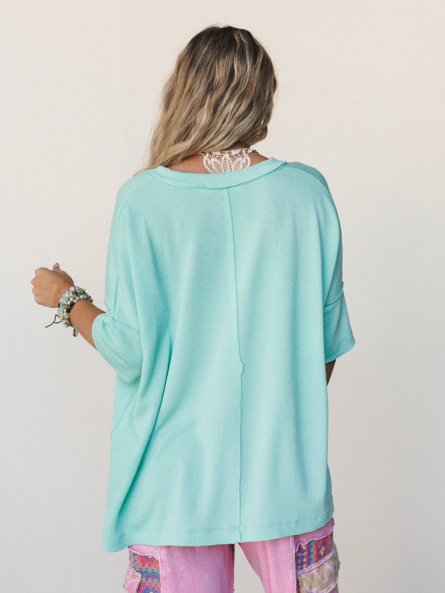 The Nest On The Go V Neck Ribbed Essential Tee - Cabbage - Image 4