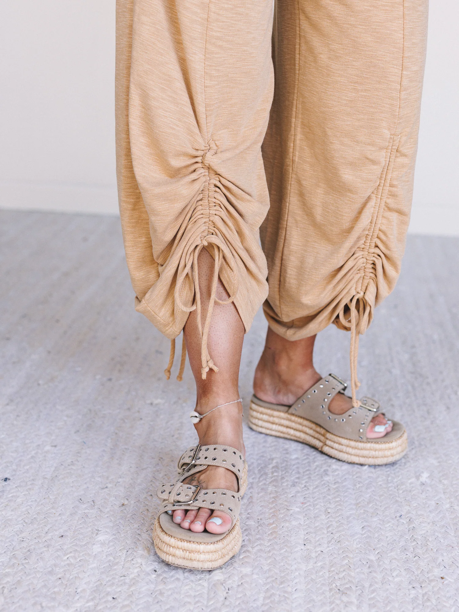 The Nest Solie Cinched Pants - Mustard - Image 2