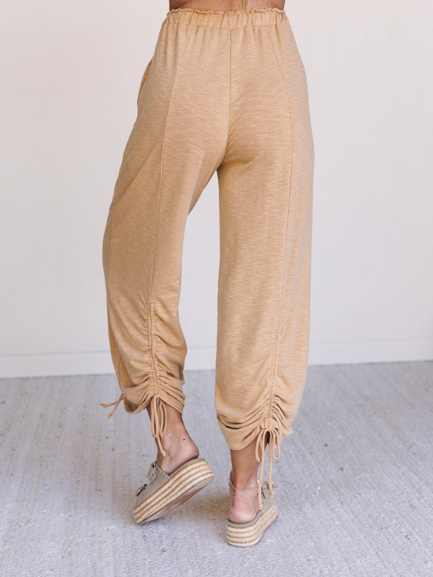 The Nest Solie Cinched Pants - Mustard - Image 5