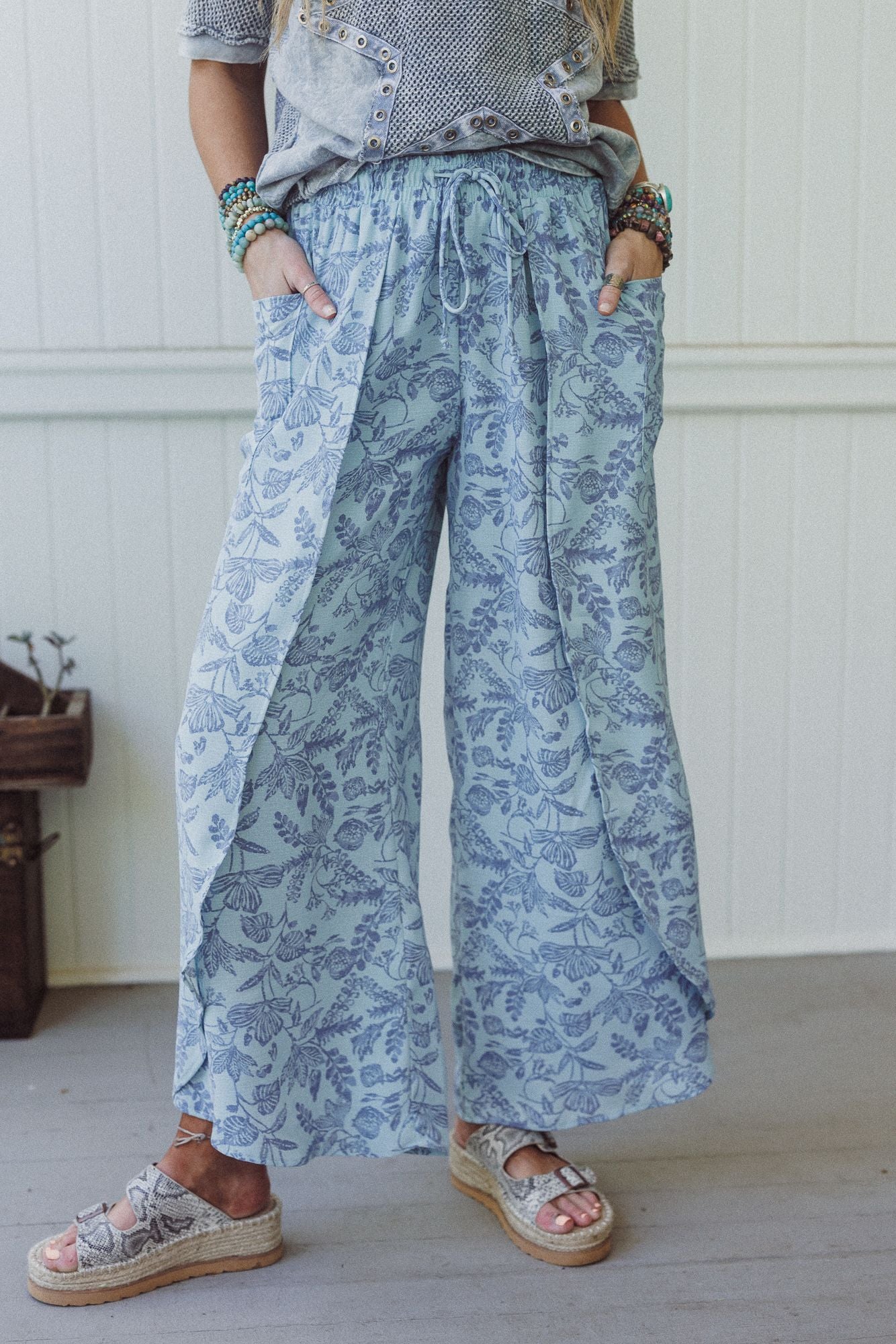 The Nest Stasia Printed Drawstring Tulip Pants - Sky Blue - Image 3