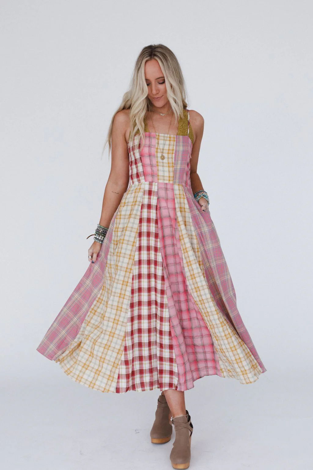 Western Charm Checkered Dress - Pink - Image 2