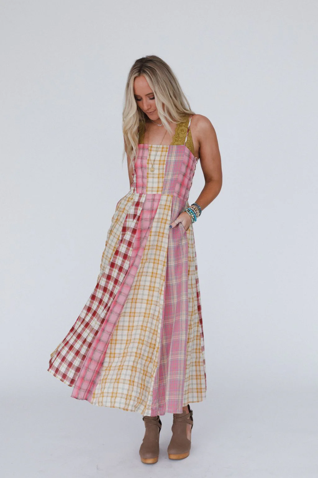 Western Charm Checkered Dress - Pink - Image 3