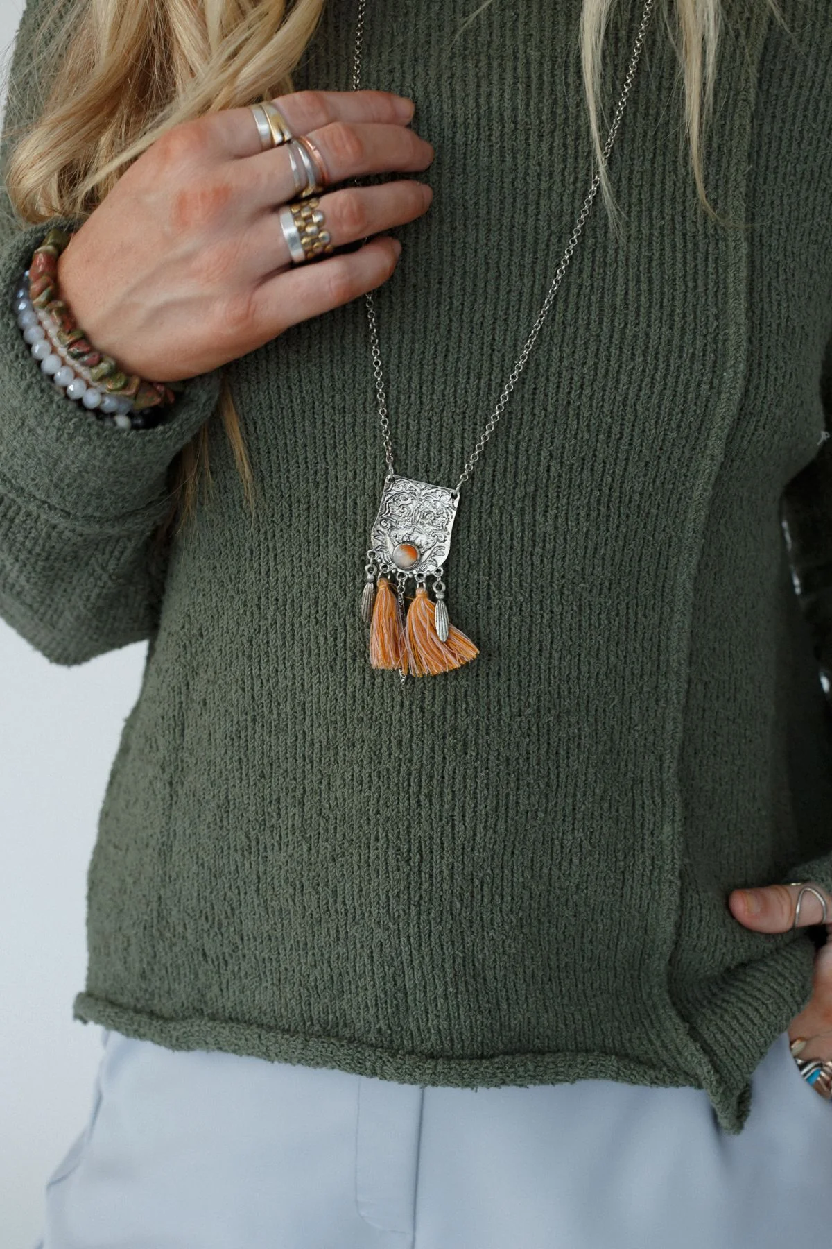 Western Plains Pendant Necklace - Silver - Image 3